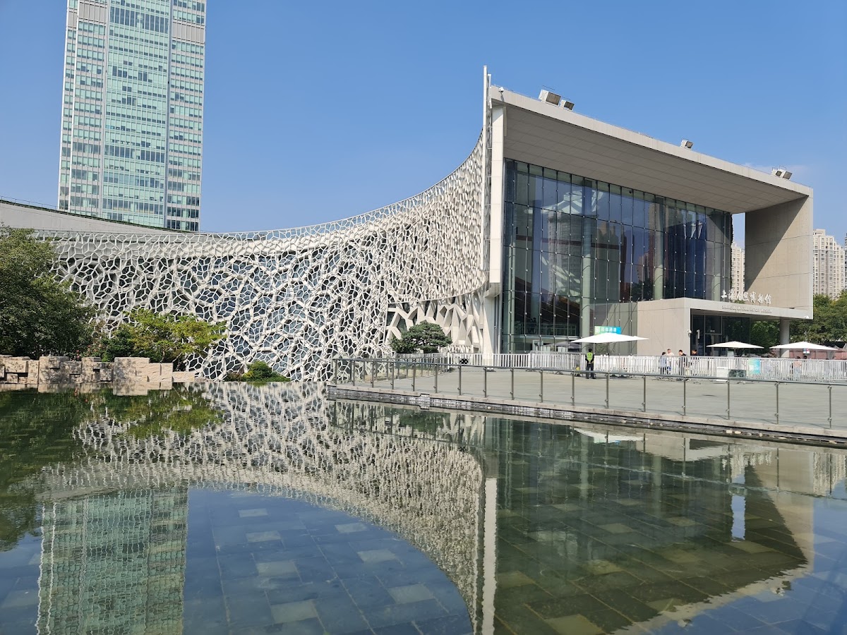 Shanghai Natural History Museum, Shanghai
